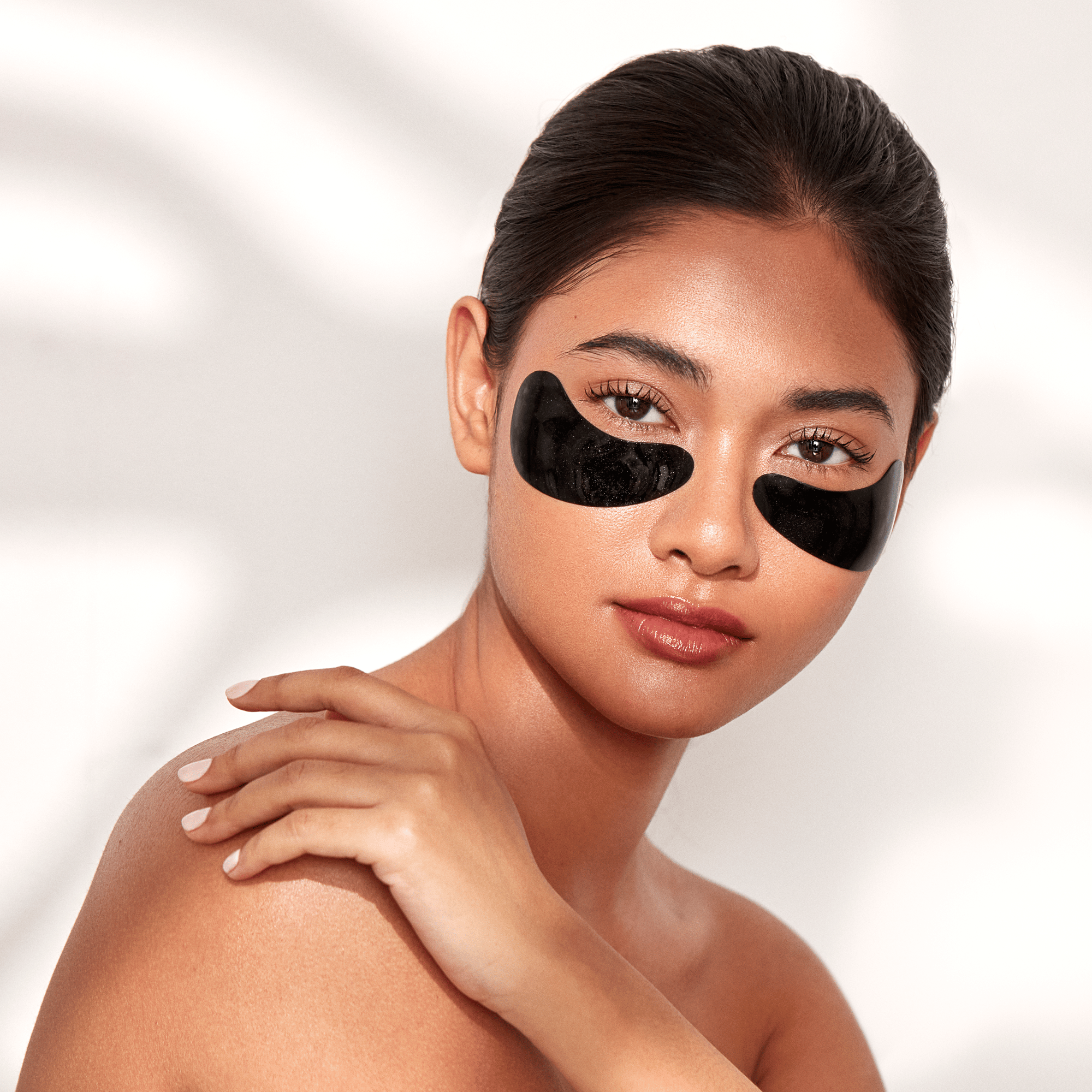 111SKIN Celestial Black Diamond Eye Mask